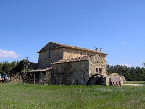Mas en Provence, sur 18 hectares proche Luberon